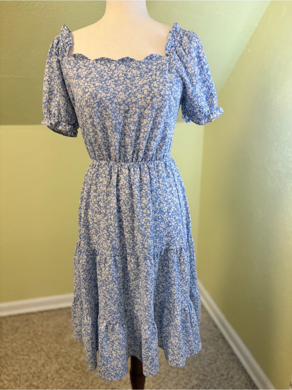 Monteau Blue Ditsy Daisy Floral Scalloped Square Neck Midi Dress Whimsical